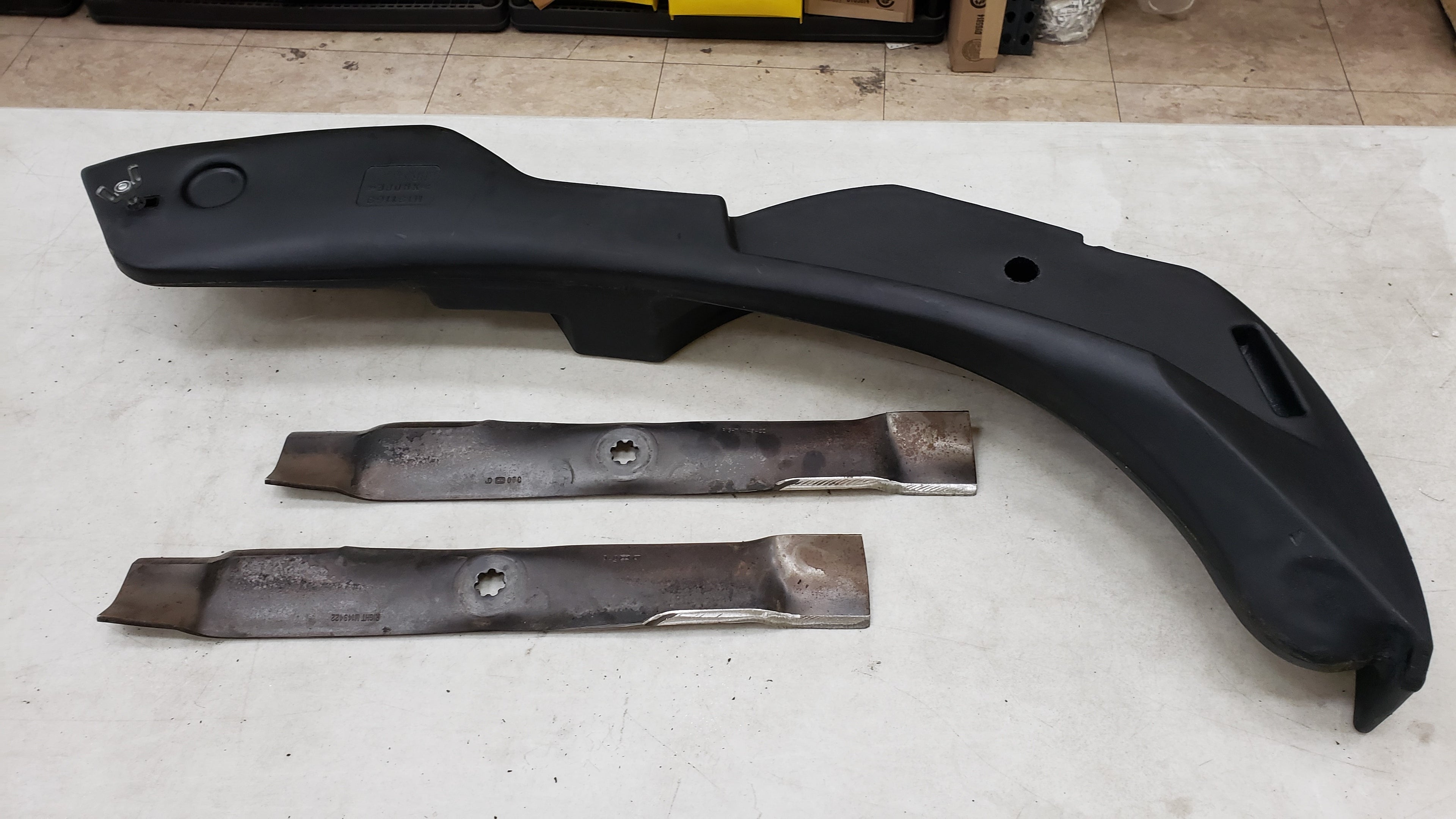 USED - John Deere Mulch Kit - BM21816 - UEP016