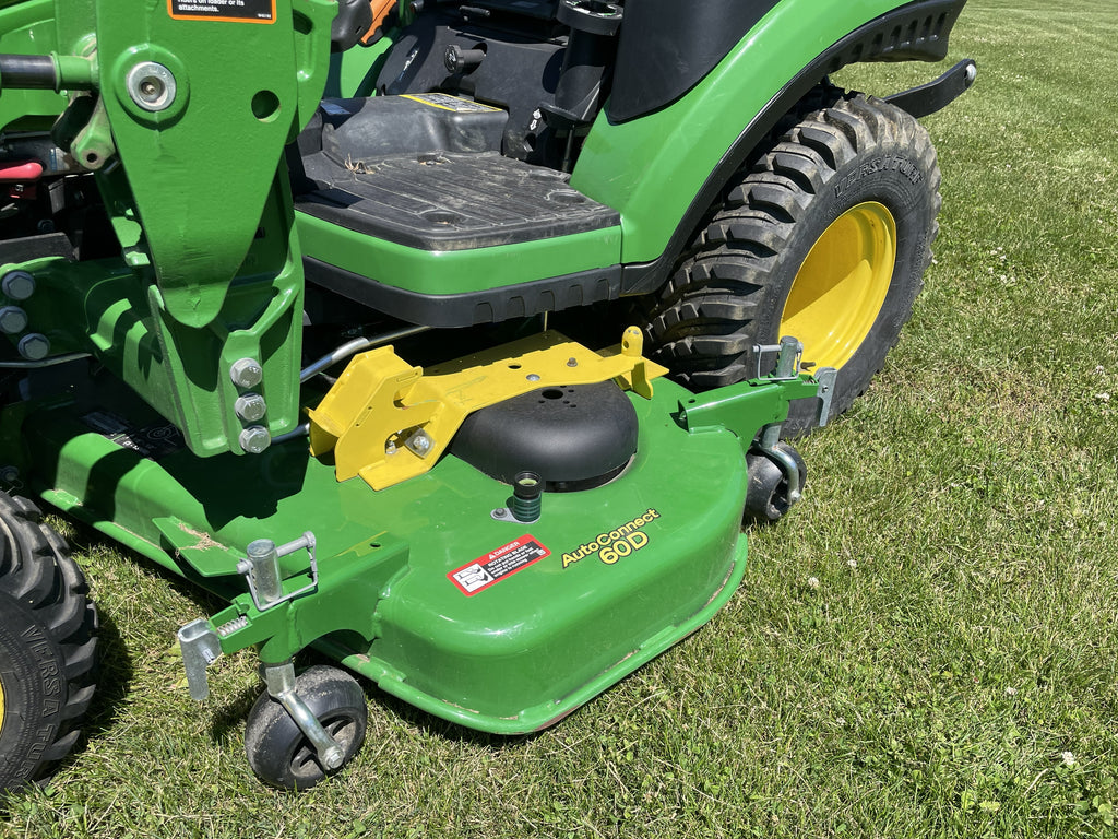 John Deere 1025R Compact w/ Mower Deck