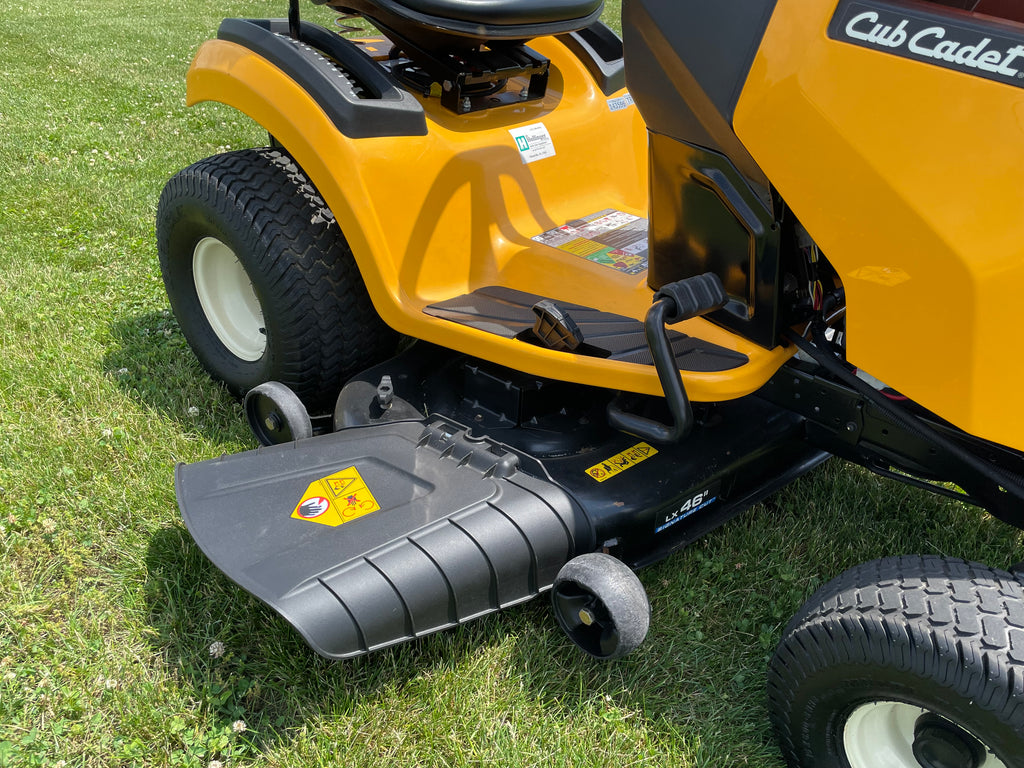 Cub Cadet LX46 XT2 Tractor