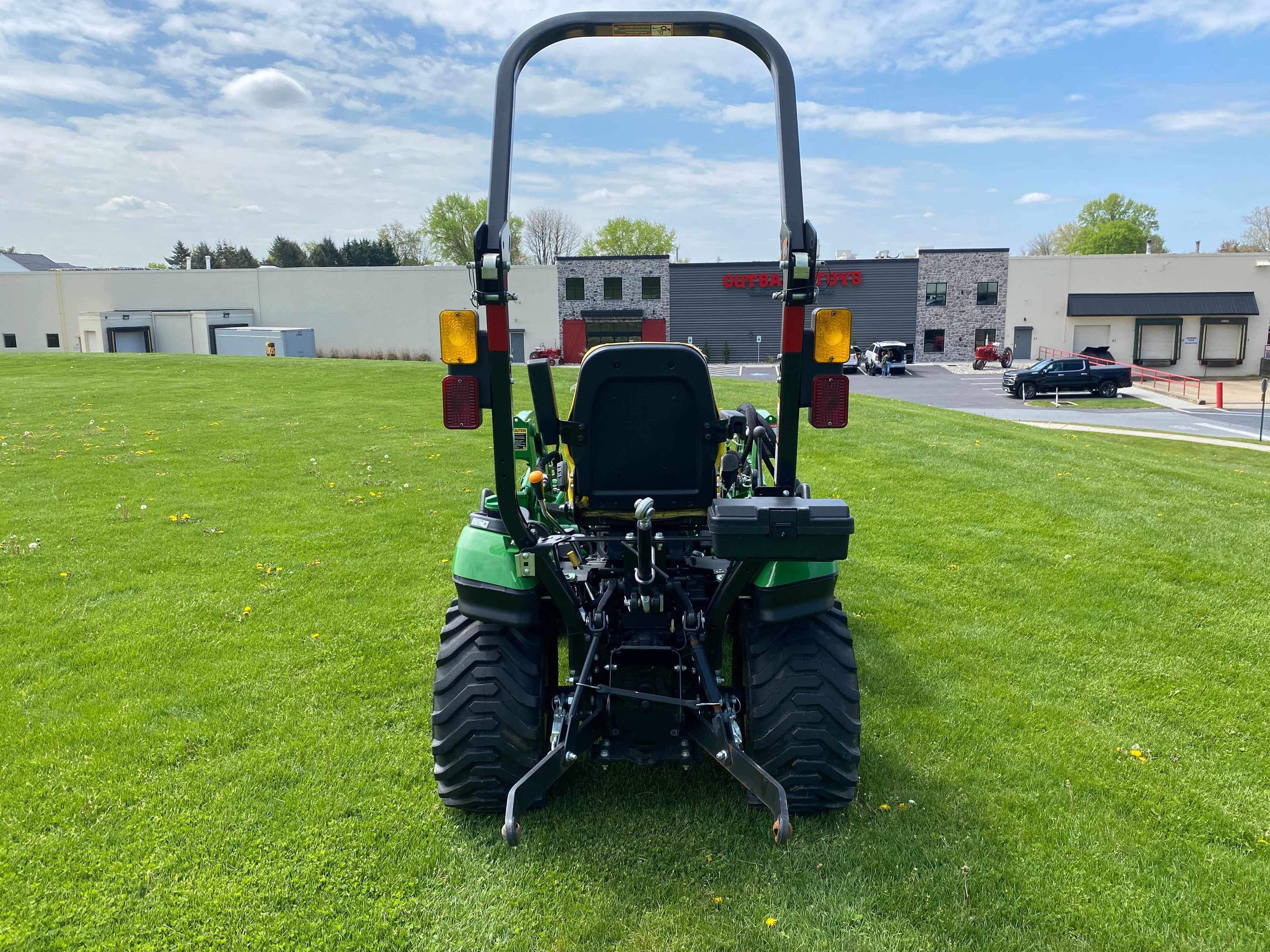 John Deere 1025R Compact
