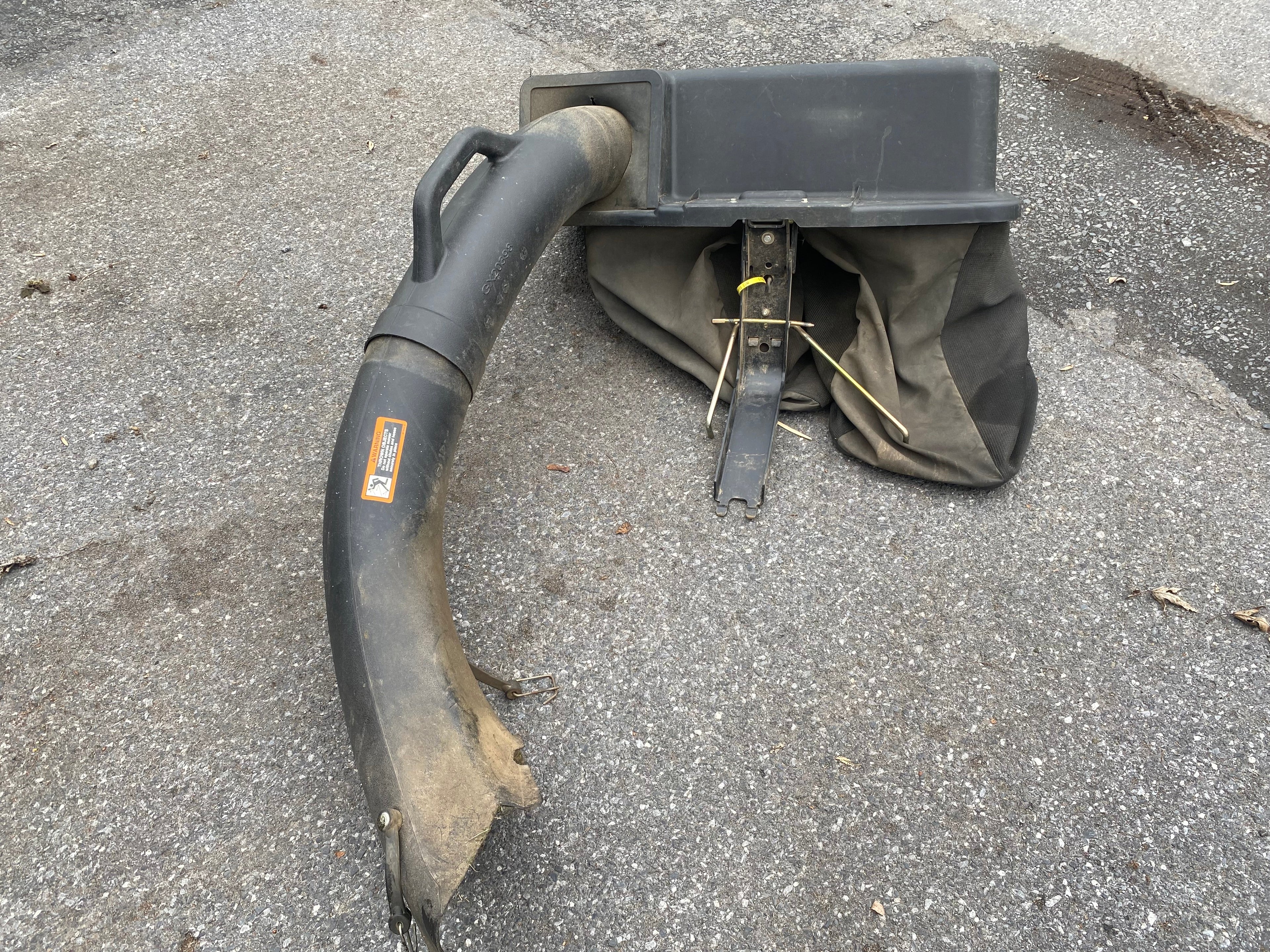 John Deere Bagger (D110-42C)