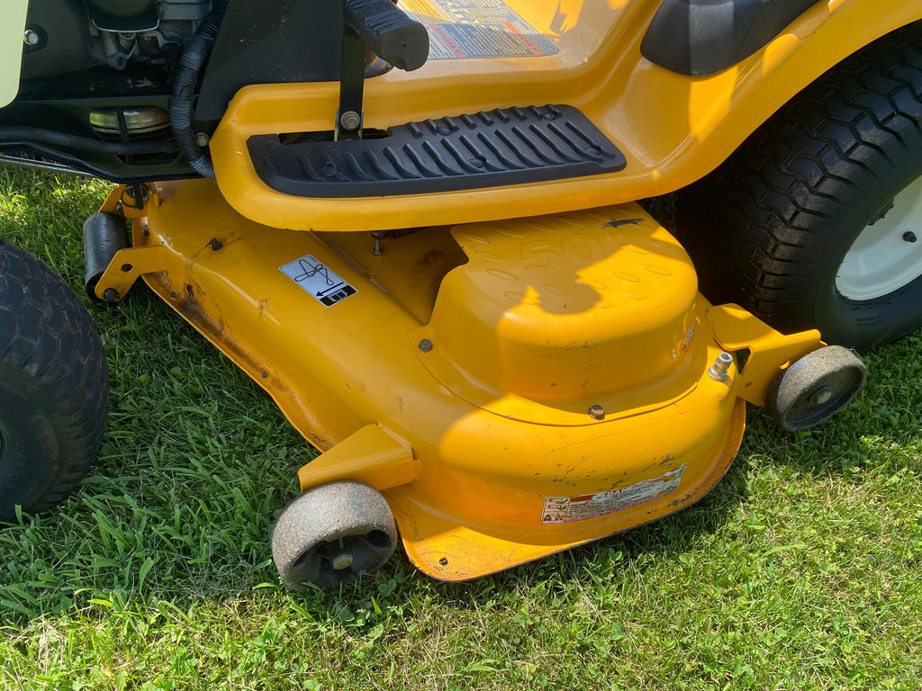 Cub Cadet LTX1050 Lawn Tractor
