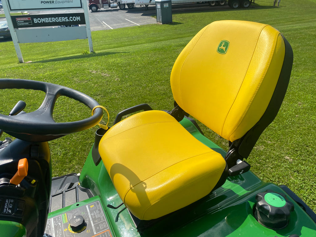 John Deere X758 Garden Tractor