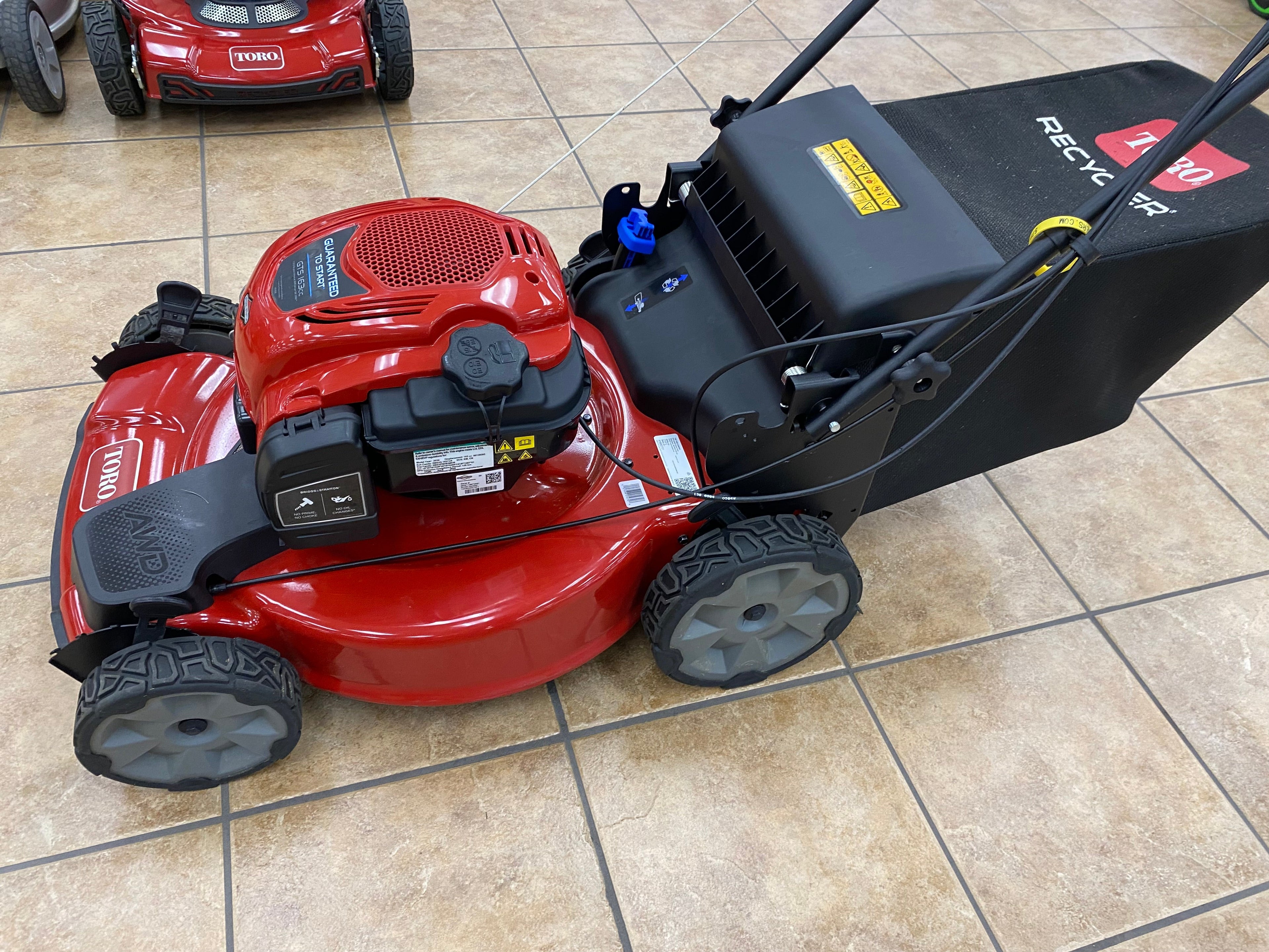 Toro 21472 Walk-Behind Mower