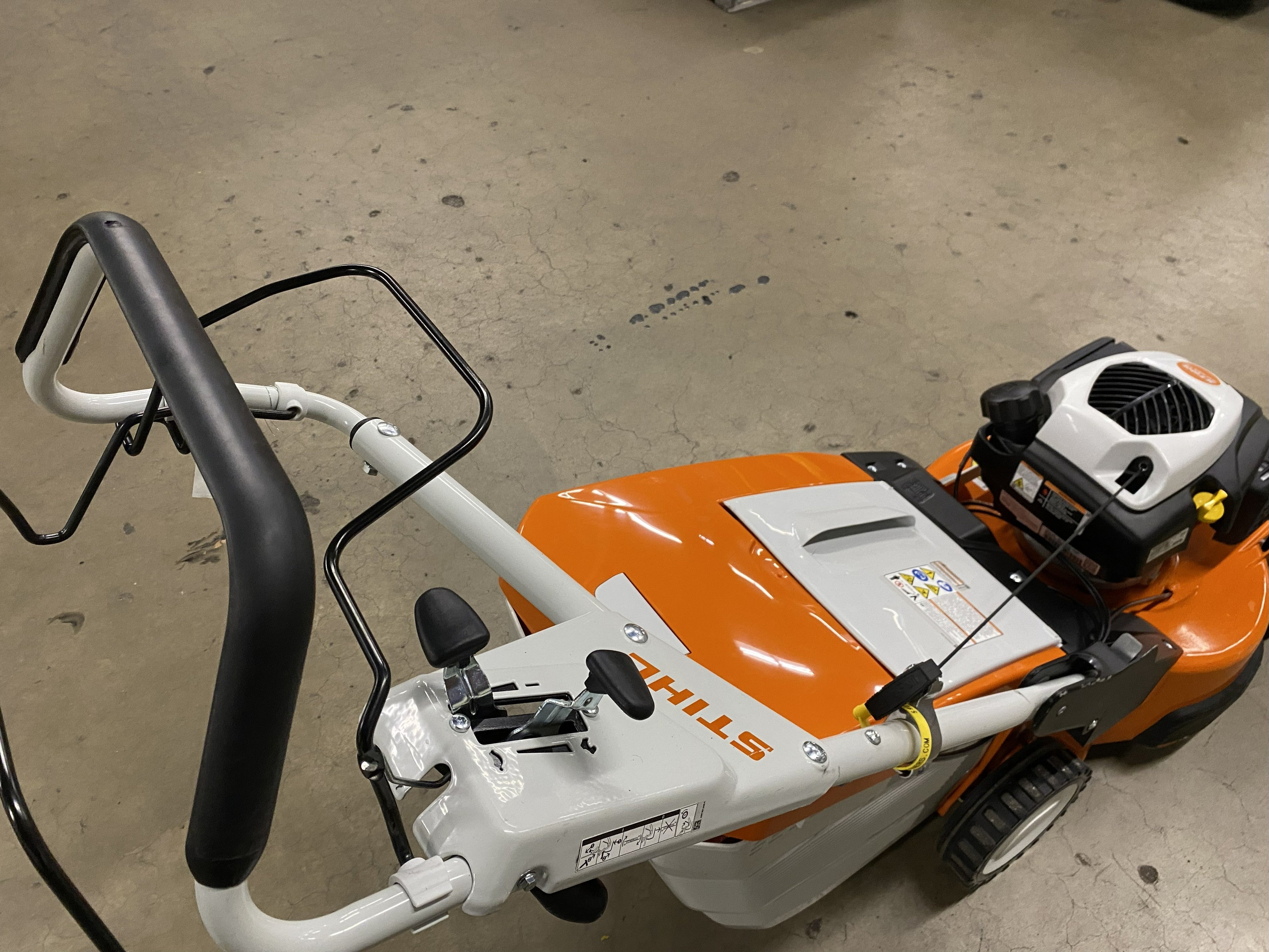 Stihl RM655VS Walk-Behind Mower