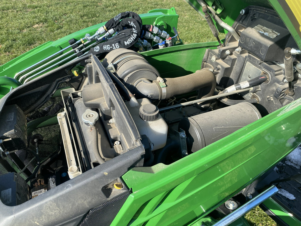 John Deere 1025R Compact