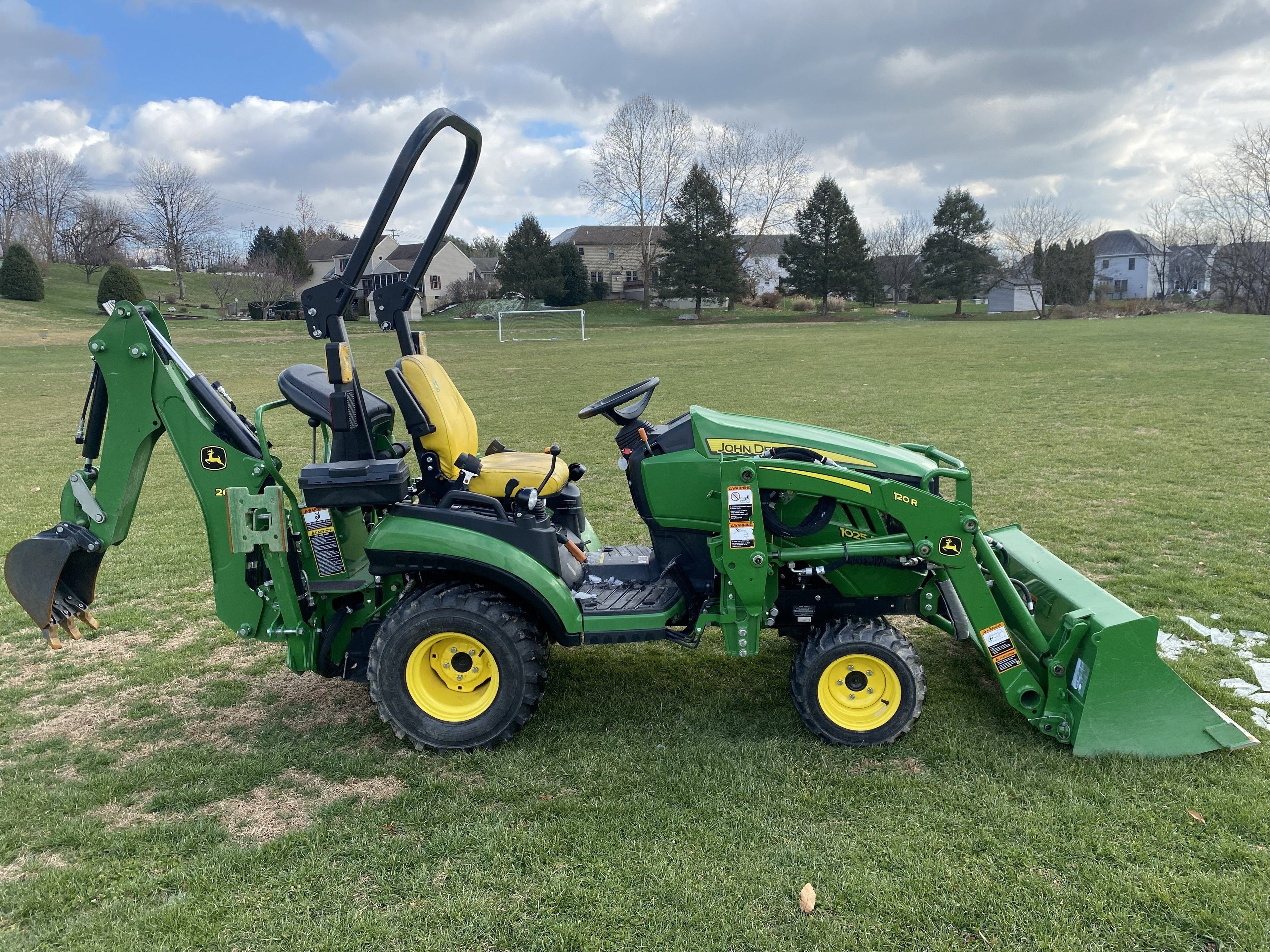 John Deere 1025R Compact with Backhoe