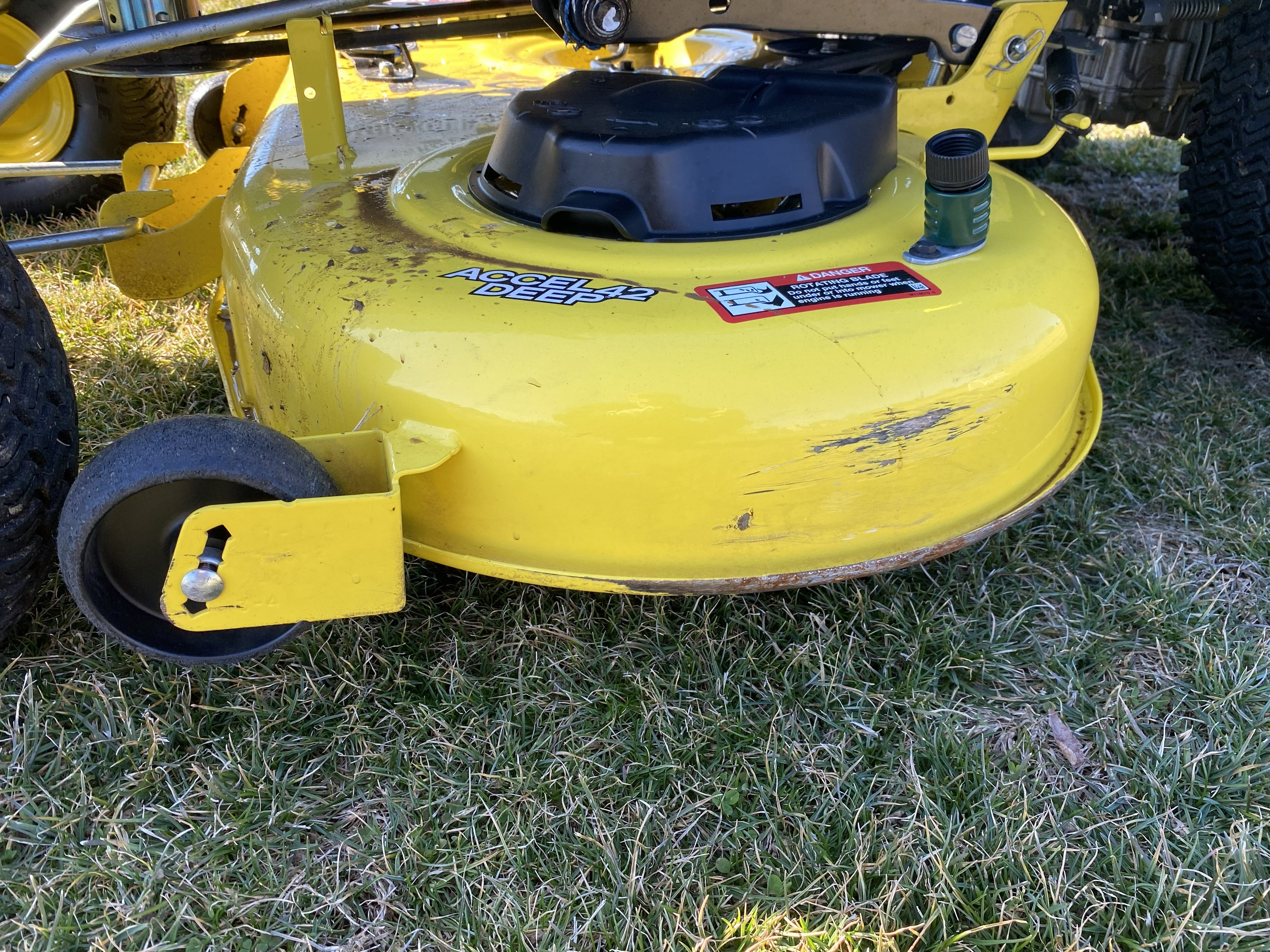 John Deere X350 Lawn Tractor