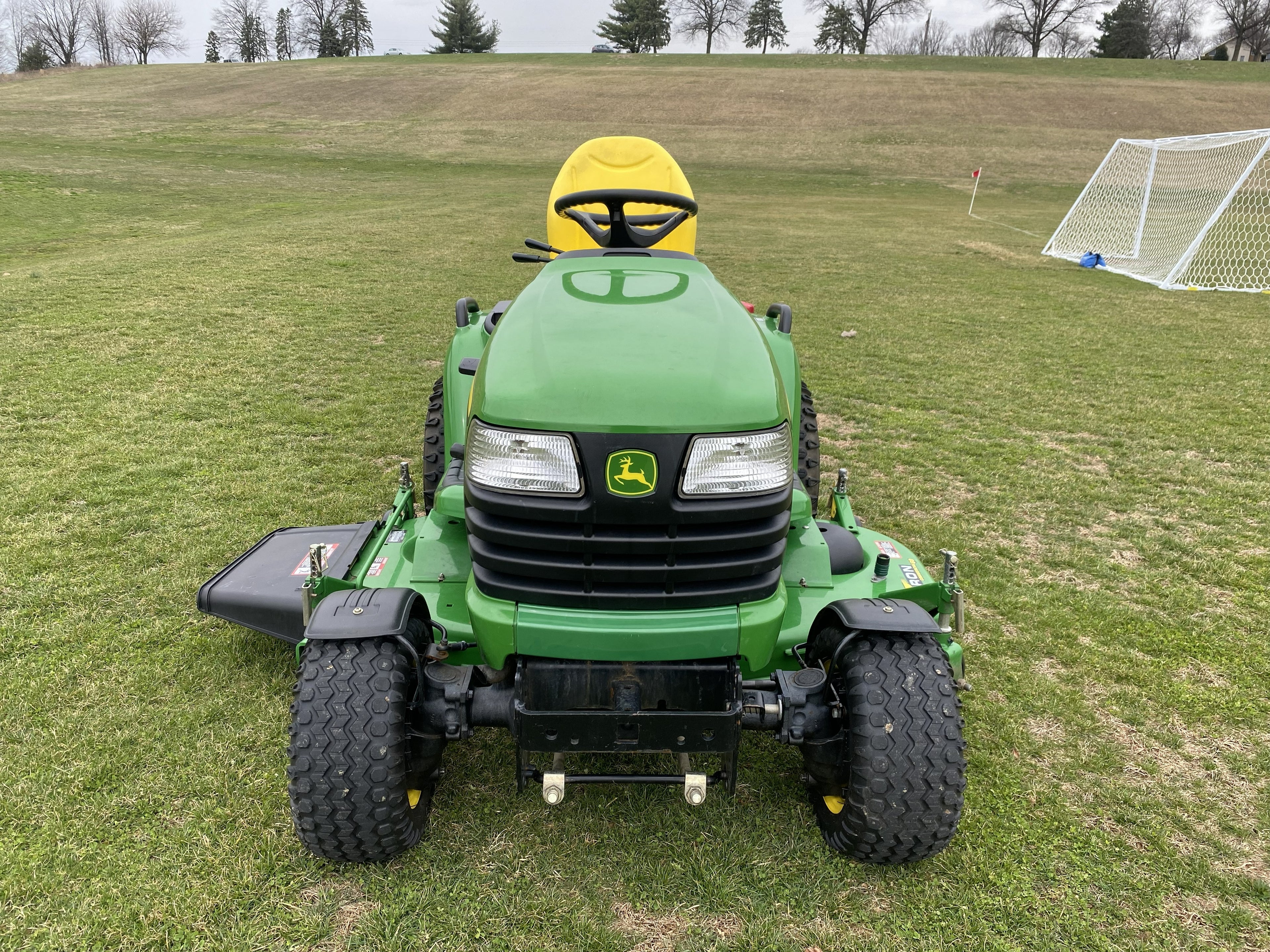 John Deere X748 Garden Tractor